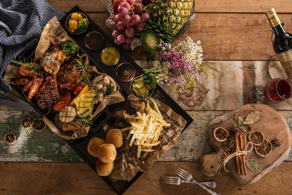 Boğaz Manzarasında Unutulmaz Bir Akşam: Perla Di Vaniköy Deneyimi